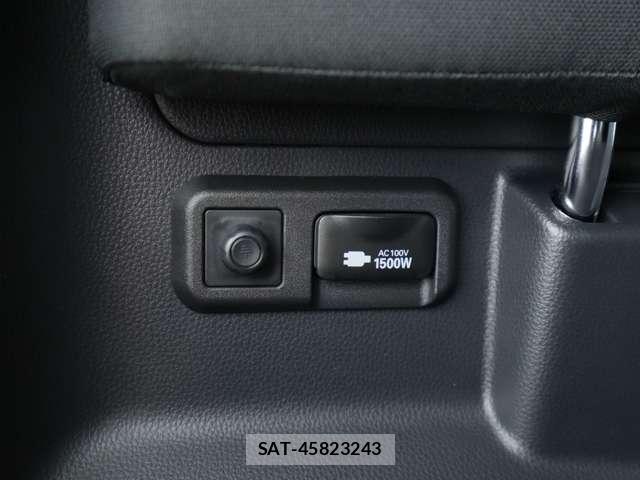 Toyota VOXY 2025-10 8360885-4