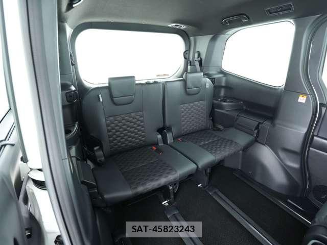 Toyota VOXY 2025-10 8360885-8