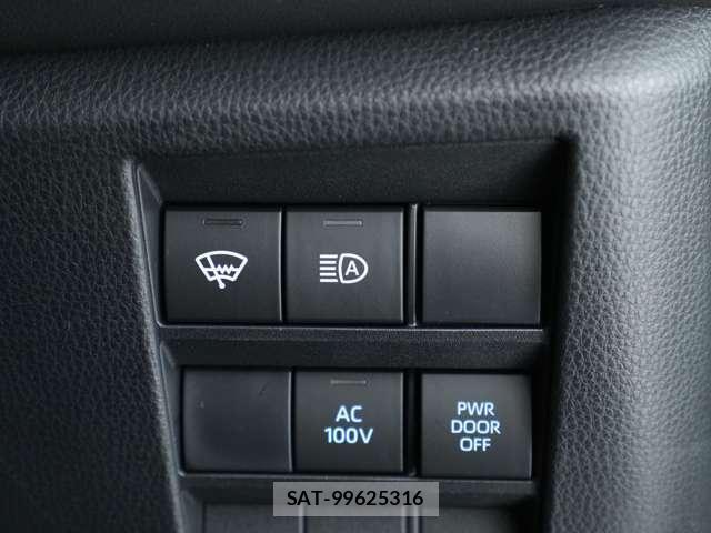 Toyota VOXY 2025-10 8360886-13