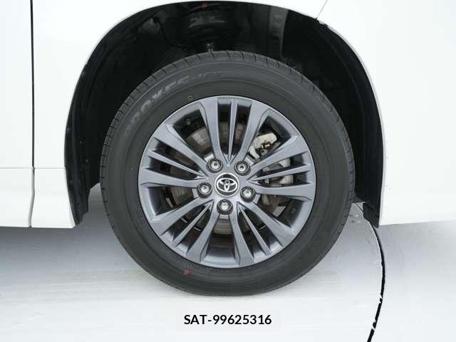 Toyota VOXY 2025-10 8360886-18