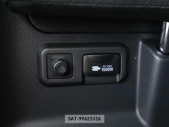 Toyota VOXY 2025-10 8360886-4