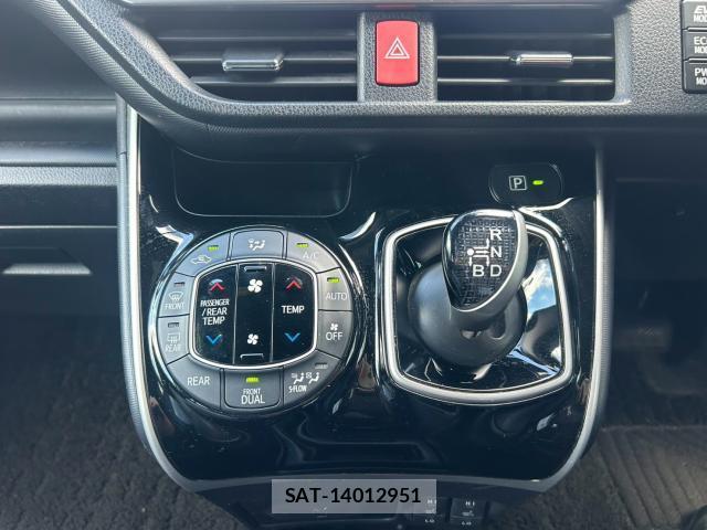 Toyota VOXY 2019-12 8360937-11