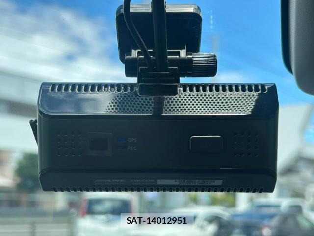 Toyota VOXY 2019-12 8360937-13
