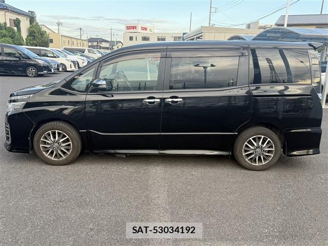 Toyota VOXY 2015-12 8360972-10