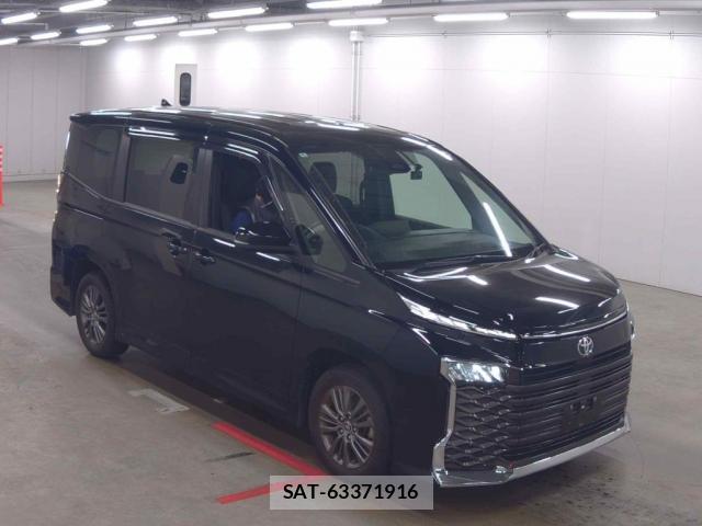 Toyota VOXY 2022-06 8361208-3
