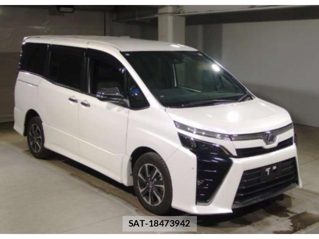 Toyota VOXY 2018-04 8361411-0
