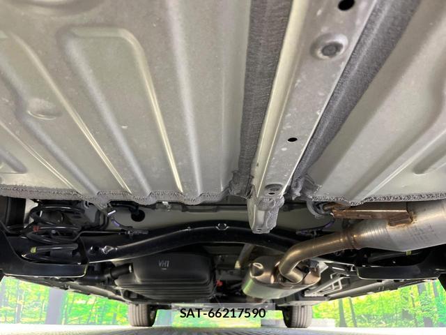 Toyota VOXY 2024-06 8361473-18