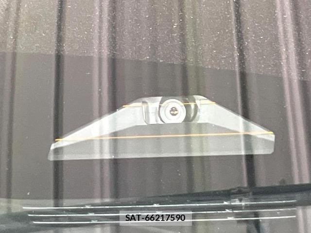 Toyota VOXY 2024-06 8361473-3