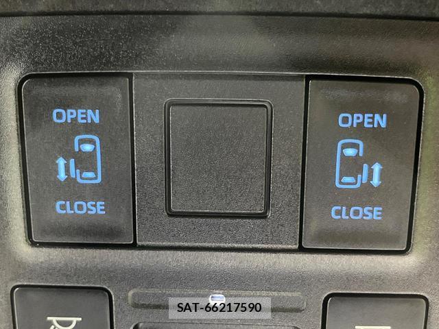 Toyota VOXY 2024-06 8361473-5