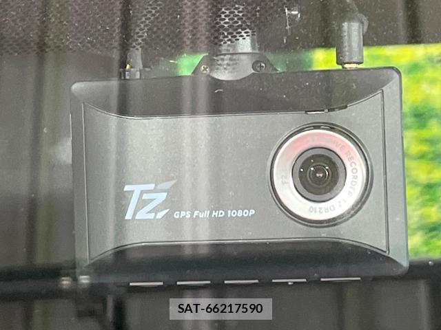 Toyota VOXY 2024-06 8361473-6