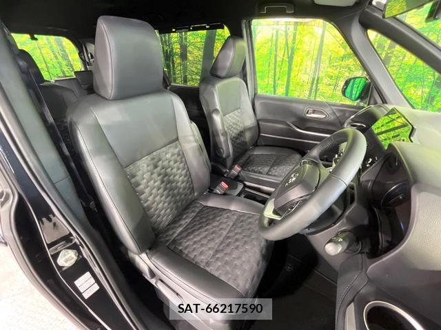 Toyota VOXY 2024-06 8361473-8
