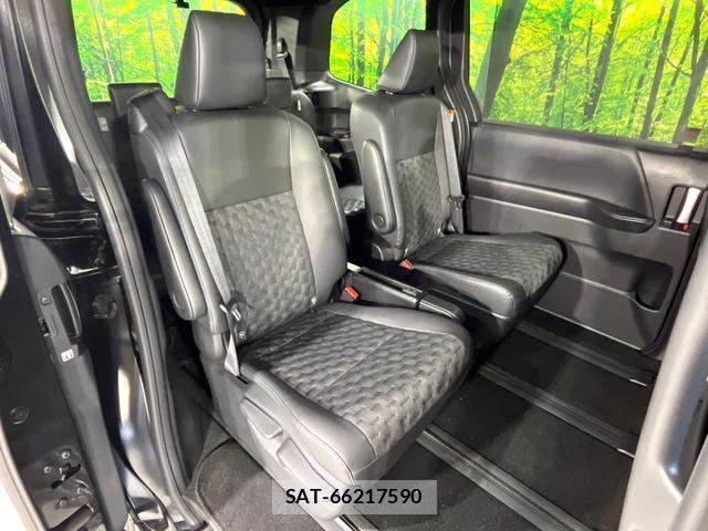Toyota VOXY 2024-06 8361473-9