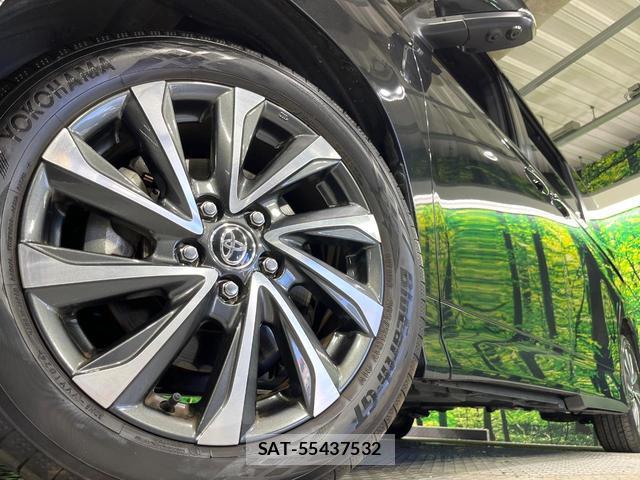 Toyota VOXY 2024-06 8361475-12