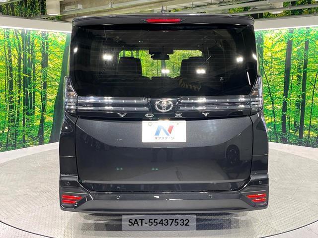 Toyota VOXY 2024-06 8361475-14