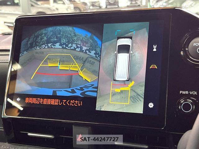 Toyota VOXY 2026-06 8361487-3