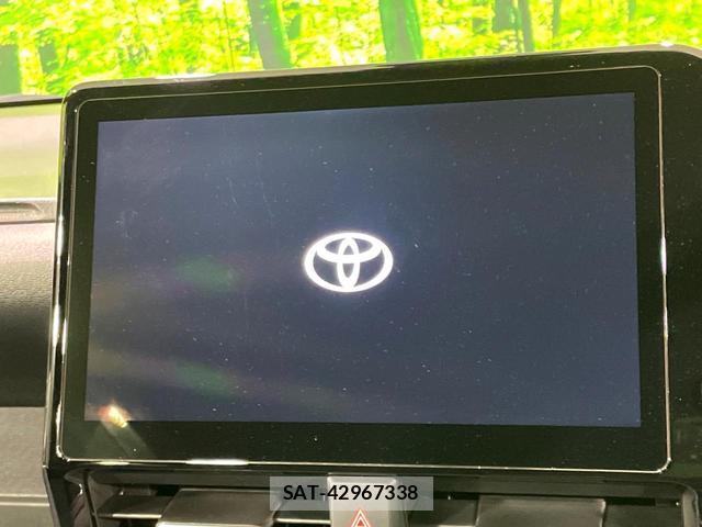 Toyota VOXY 2023-02 8361512-2