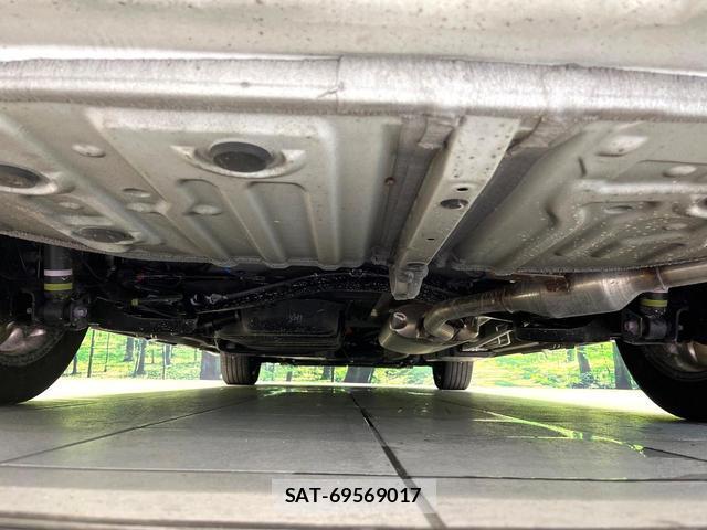 Toyota VOXY 2025-04 8361609-19