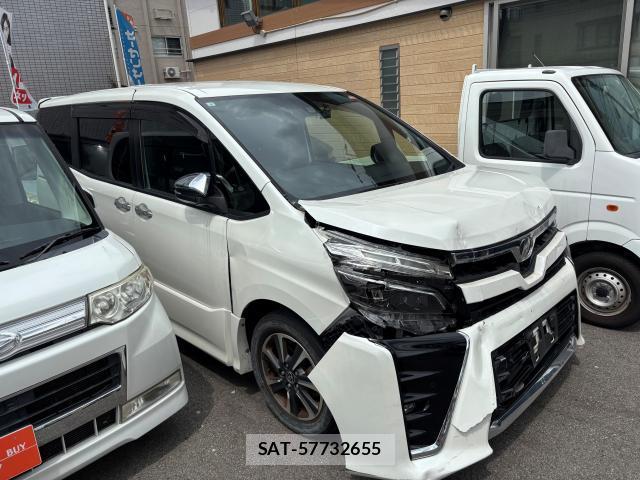 Toyota VOXY 2019-09 8361655-1