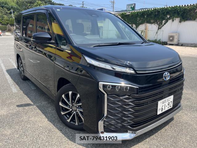 Toyota VOXY 2026-07 8361719-0