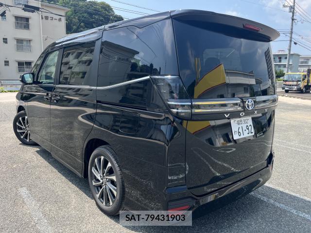 Toyota VOXY 2026-07 8361719-1