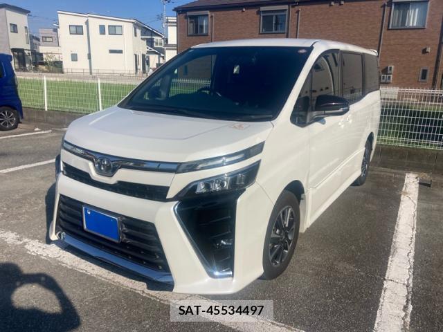 Toyota VOXY 2020-12 8361722-1