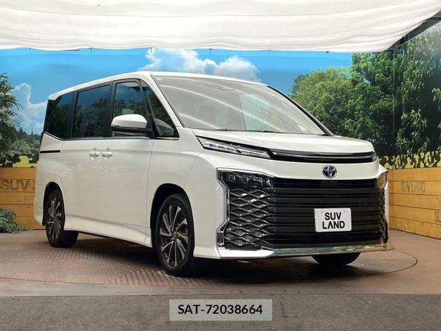 Toyota VOXY 2023-07 8361736-15