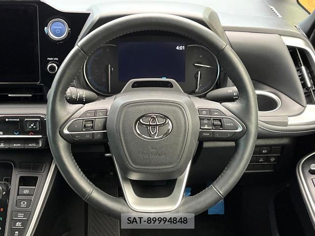 Toyota VOXY 2022-12 8361738-11