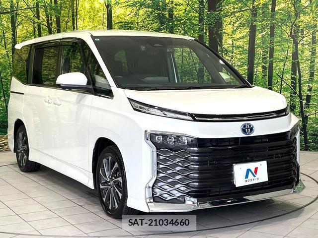 Toyota VOXY 2022-04 8361838-15
