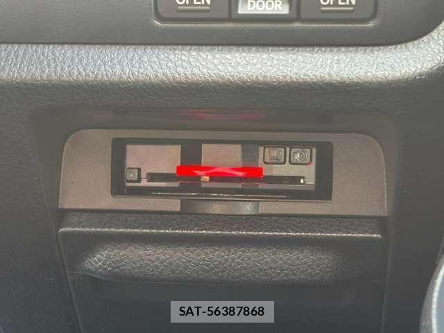 Toyota VOXY 2015-09 8361851-13