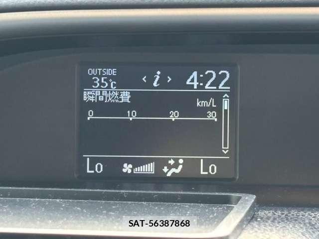 Toyota VOXY 2015-09 8361851-7