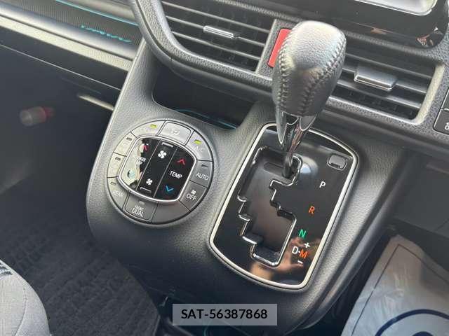 Toyota VOXY 2015-09 8361851-8