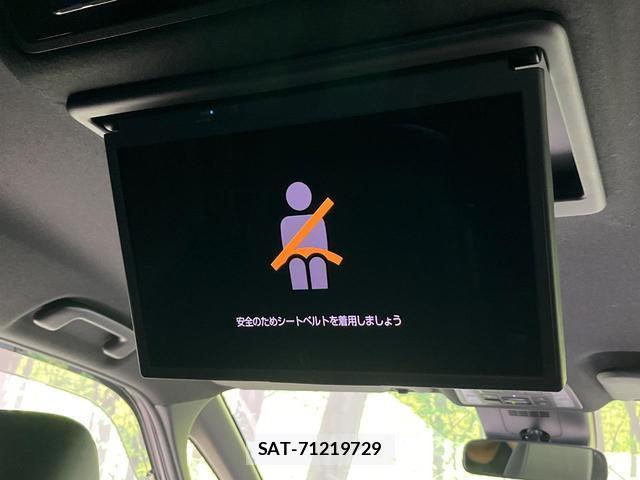 Toyota VOXY 2023-09 8361883-5