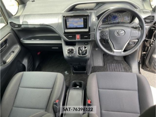 Toyota VOXY 2019-07 8361957-2