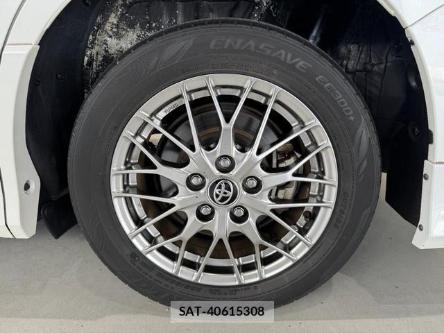 Toyota VOXY 2019-05 8361968-6