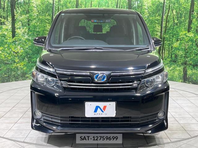 Toyota VOXY 2015-11 8361972-14
