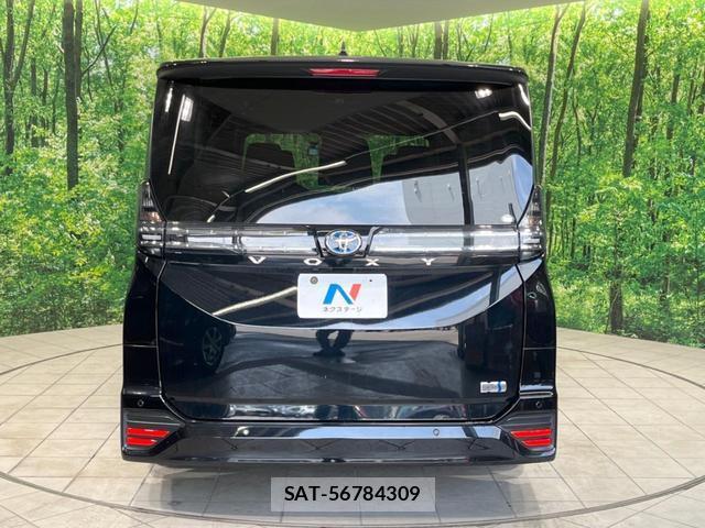 Toyota VOXY 2023-07 8361974-15