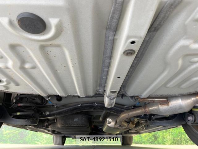 Toyota VOXY 2024-04 8361980-19
