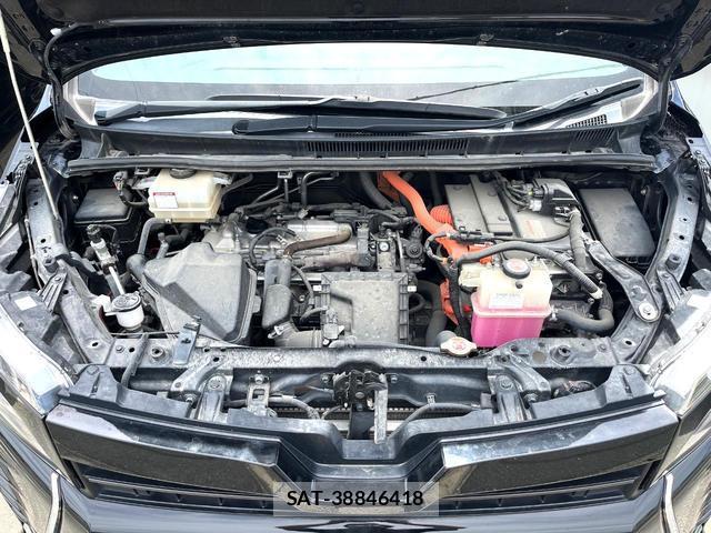 Toyota VOXY 2019-06 8362001-19