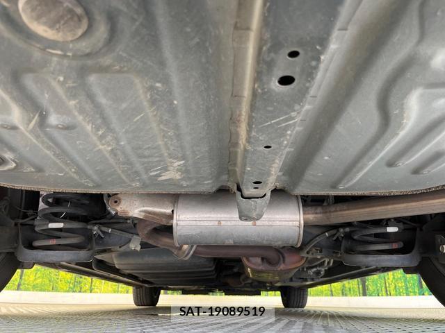 Toyota VOXY 2018-06 8362043-18