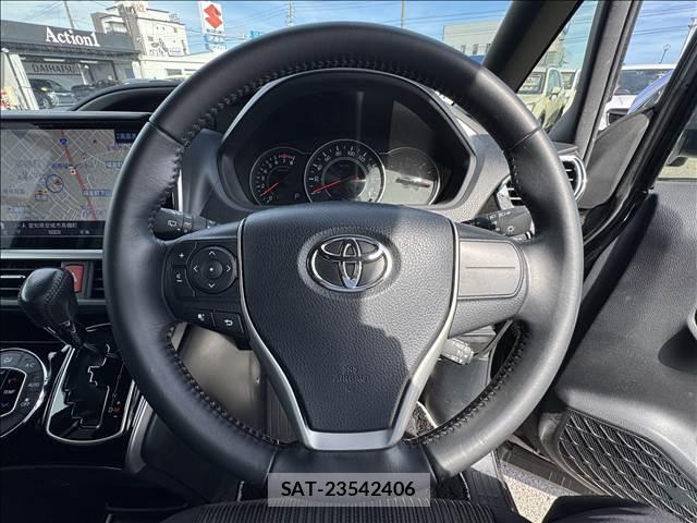 Toyota VOXY 2020-04 8362045-12