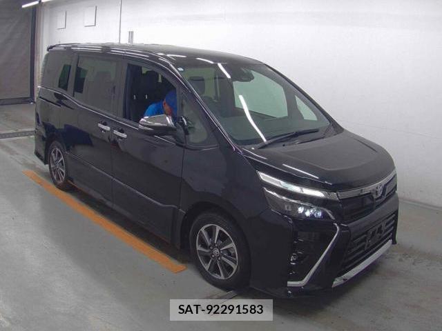 Toyota VOXY 2021-03 8362061-3