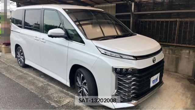 Toyota VOXY 2025-10 8362208-0