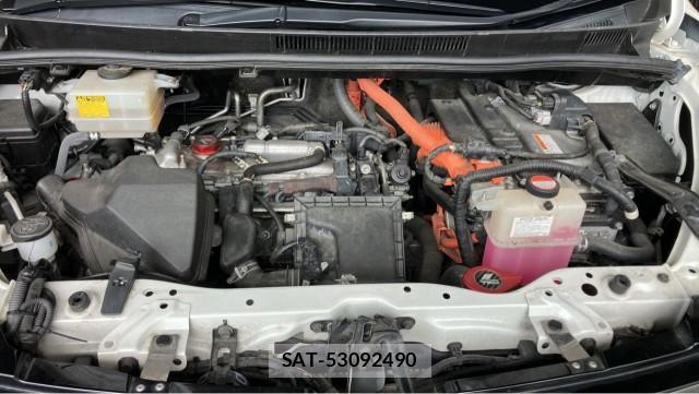 Toyota VOXY 2015-09 8362239-7
