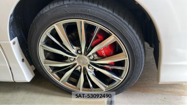 Toyota VOXY 2015-09 8362239-8