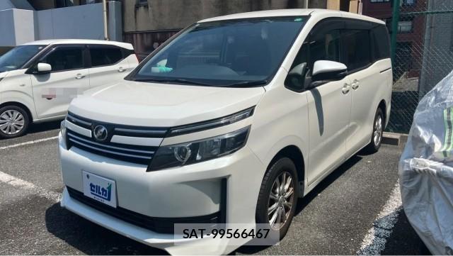 Toyota VOXY 2014-02 8362293-0