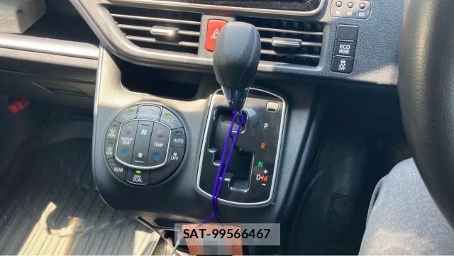 Toyota VOXY 2014-02 8362293-14