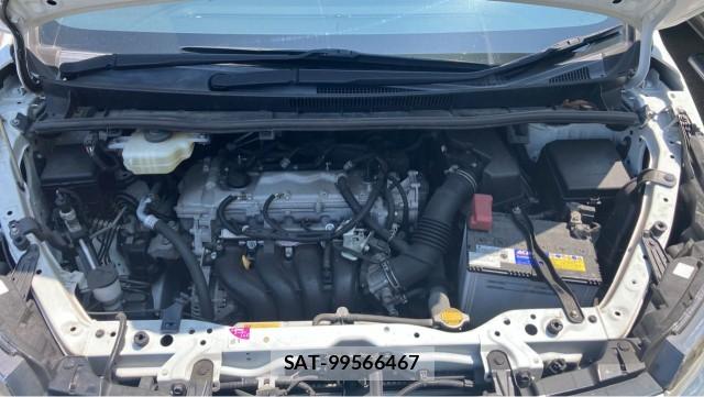 Toyota VOXY 2014-02 8362293-7