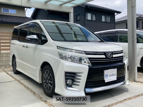 Toyota VOXY 2016-01 8362298-11