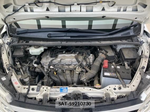 Toyota VOXY 2016-01 8362298-7