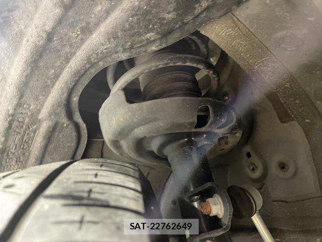 Toyota VOXY 2024-05 8362345-19